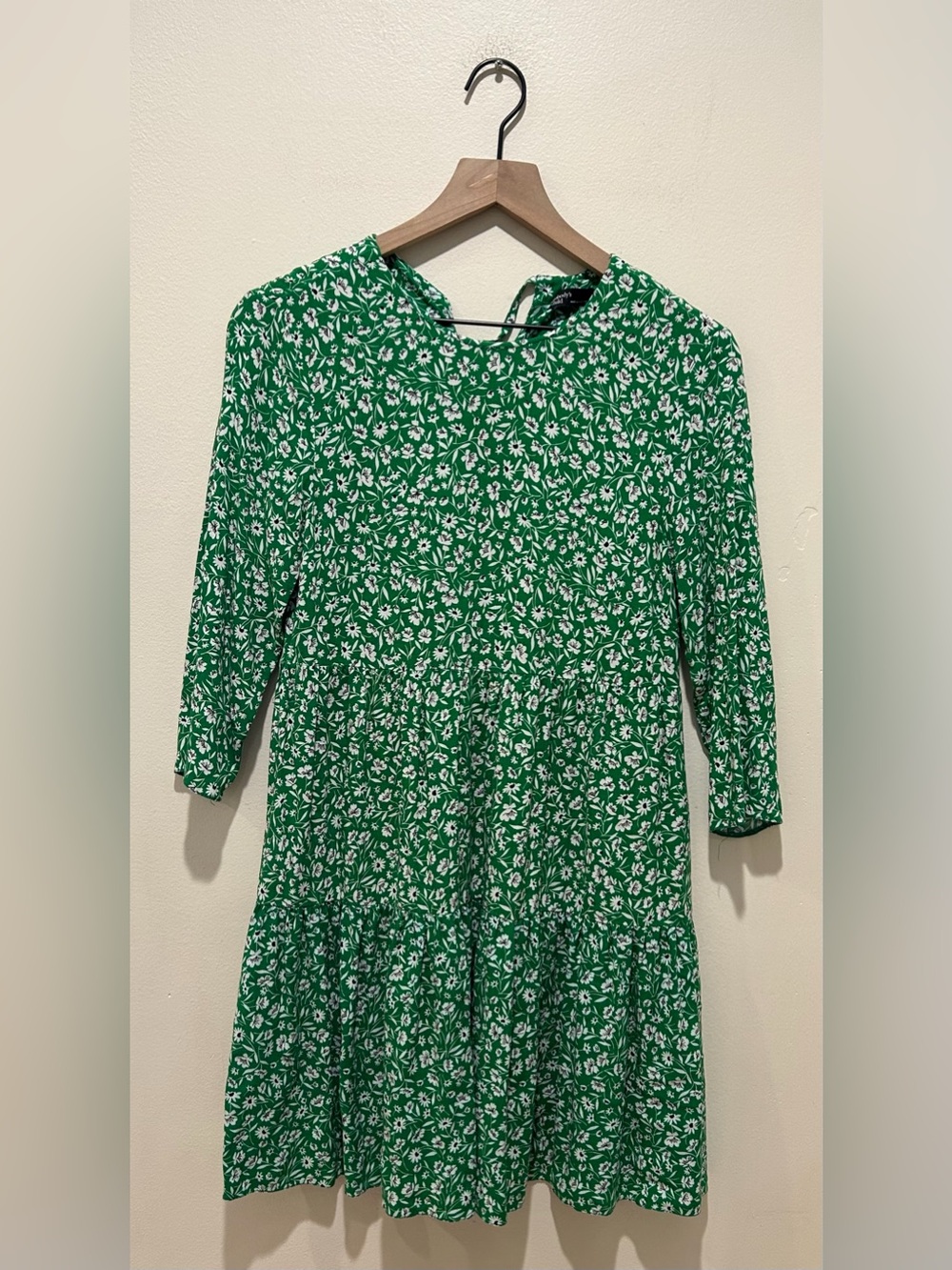 Nobody’s Child Green and White Floral Long Sleeve Flowy Dress - Women’s Size 6